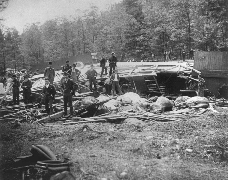 tyrone_pa_circus_train_wreck_5-30-1893_2