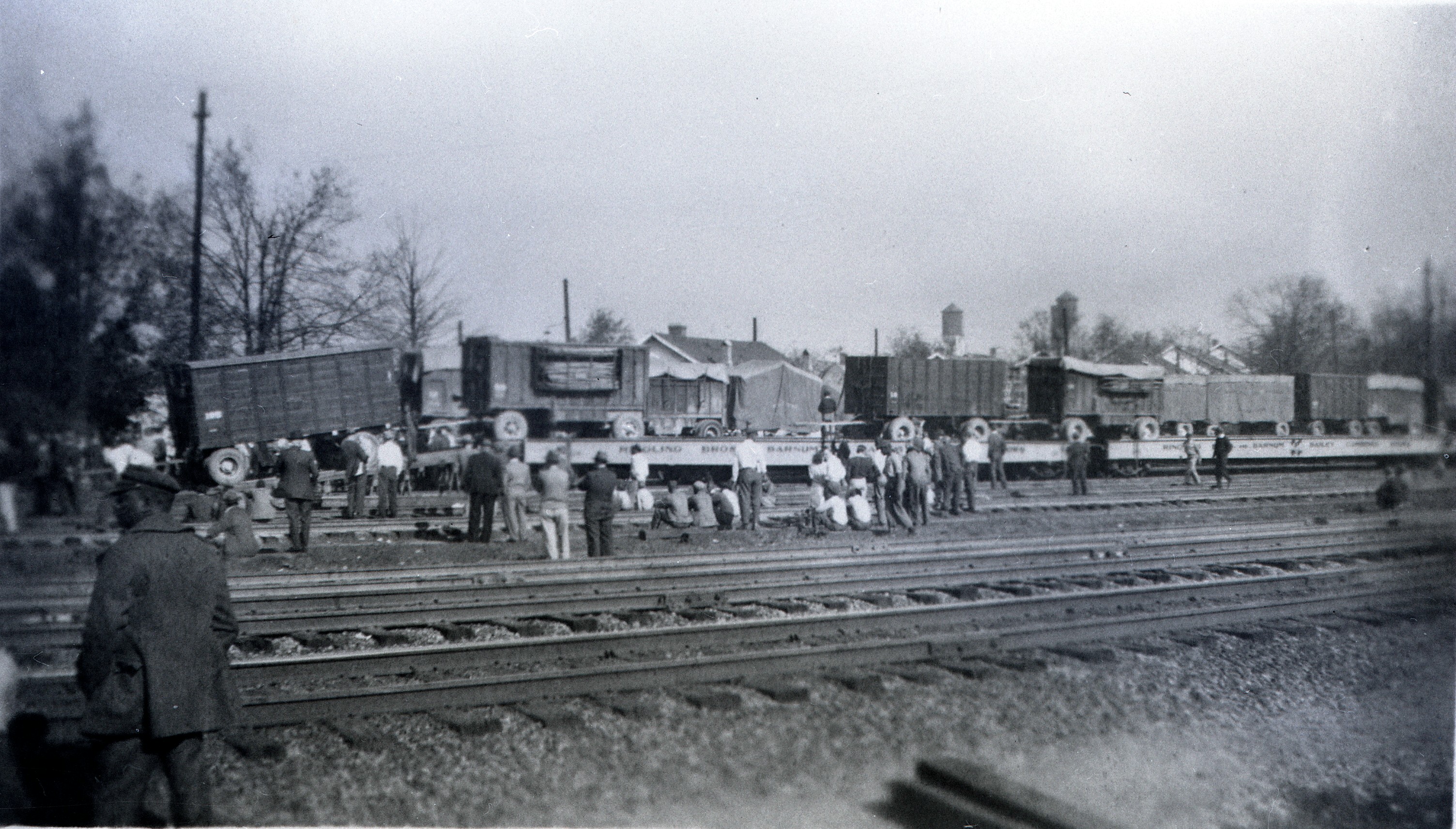 Ringling Bros  Barnum and Bailey1936 Unloading  Wagons from flat cars Posted 1 of 13